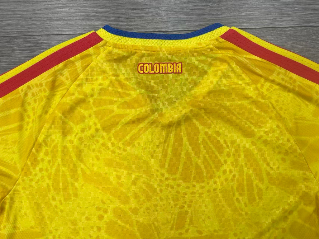 Camisa inspirada en la selección Colombia del mundial